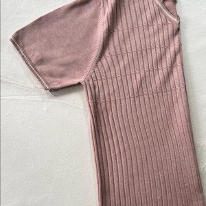 Light weight shirt sleeve sweater